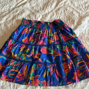 Multi colored short JCrew elastic waist skirt. Great for the summer! Size small.